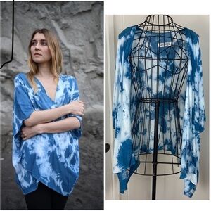Samyoga Indigo & Cream Hand Dyed Cocoon Shawl Kimono